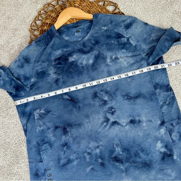 Lululemon Men’s Always Agile Short Sleeve Shirt Diamond Dye True Navy Chambray L - Picture 10 of 12